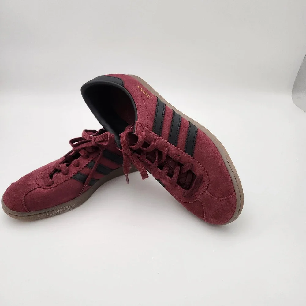 Adidas Stadt Sneakers Men 9.5 Burgundy Black Suede Low Top Gum Sole EF9168